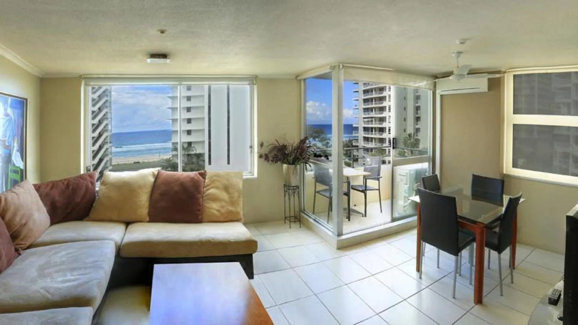 View Pacific Apartments Gold Coast Aparthotel
